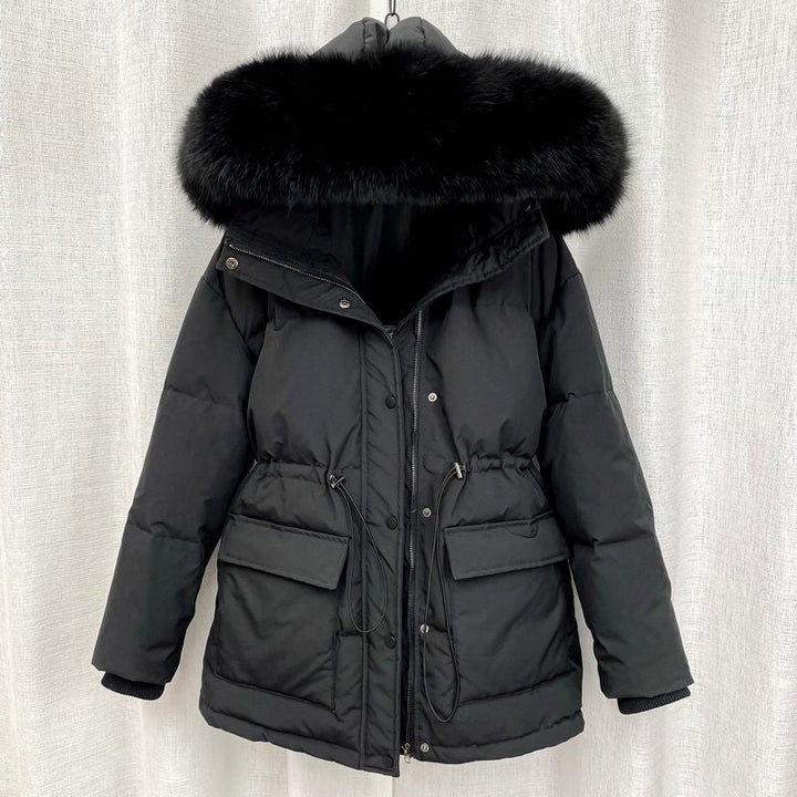 Robuster Frauen Winterparka, stylische Damenjacke. Warmer Kälteschutz als Outdoorjacke für den Winter.