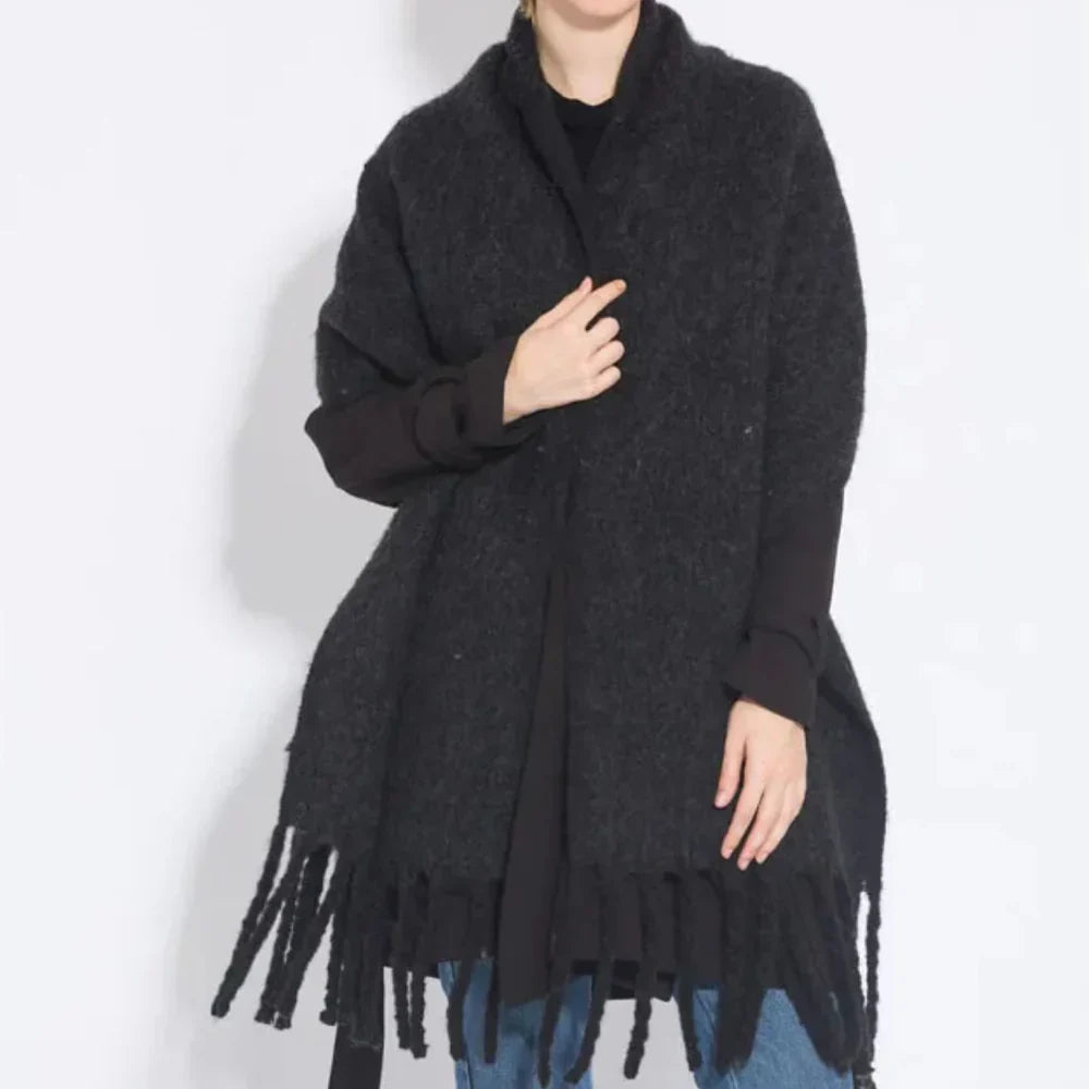 Einfarbiger Damen-Winterschal, warm und elegant. Ein vielseitiges Mode-Accessoire für Damen.