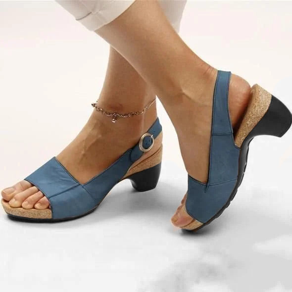 Elegante Damen Sandalen mit breitem Blockabsatz, bequem & ergonomisch, die idealen Sommerschuhe.