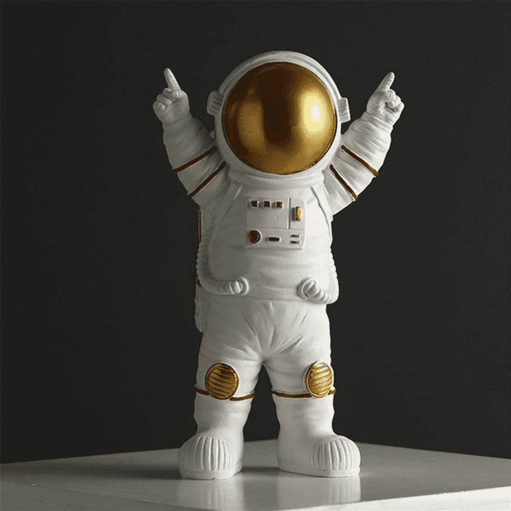Dekorative Harz-Skulptur: Astronaut, symbolisiert Abenteuer, in eleganter Gold-Silber-Optik.