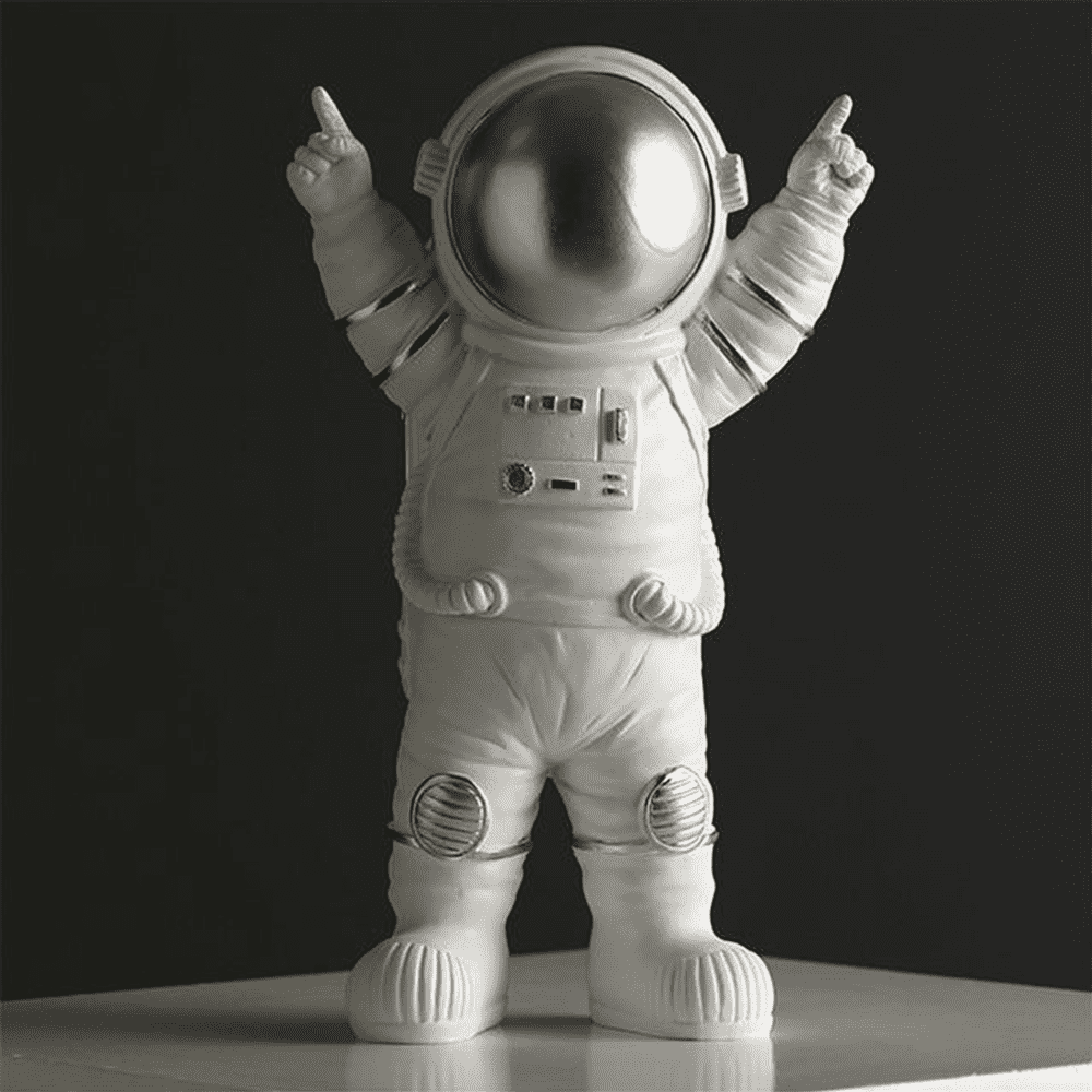 Harz-Astronauten-Figur, glänzend, modern, inspiriert durch Weltraum-Erkundung, für stilvolle Akzente.