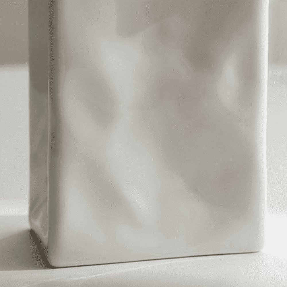 Exquisite Porzellan Handtaschenvase, moderne Wohnkultur & einzigartiges Geschenk. Ideale Blumenvase.