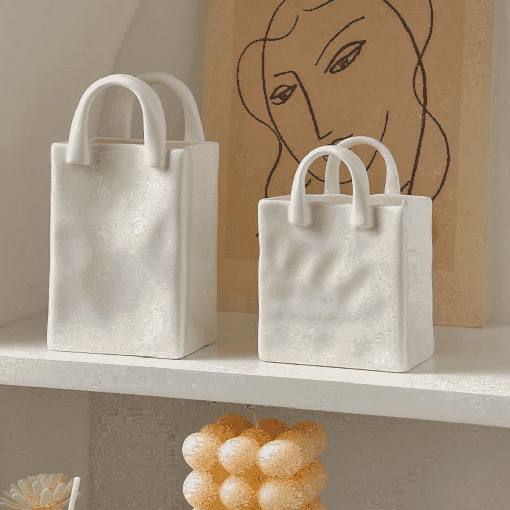 Originelle Handtaschenvase, ein perfektes Geschenk. Porzellan Blumenvase für Wohnzimmer, modern & chic.