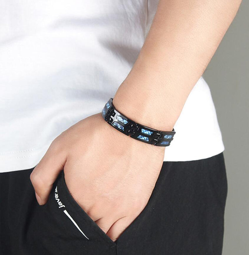Herren Magnetarmband aus Titan, für Energie, Entspannung und ein stilvolles Gesundheits-Accessoire.