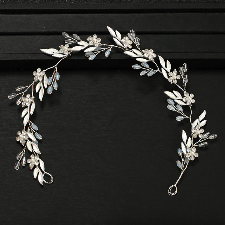 Festliches Damen Kristall Haarband mit Blumen, ideal als eleganter Haarschmuck für Hochzeiten, Partys oder besondere Anlässe.