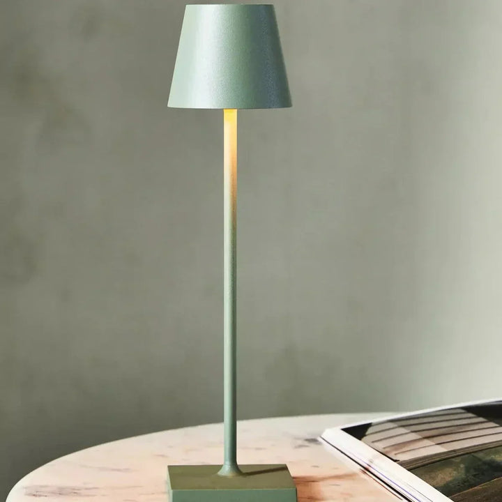 Flexible dimmbare LED-Tischlampe als Nachttisch- & Schreibtischlampe, kabellos, modern.