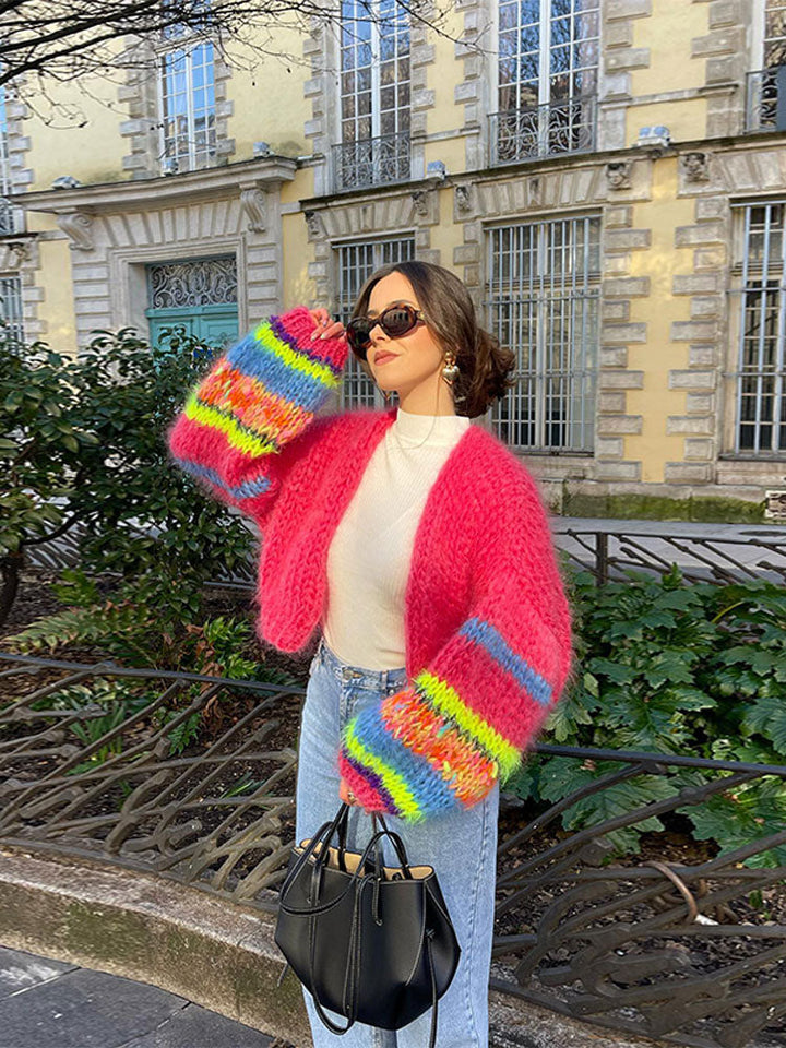 Gemütlicher Damen Winterpullover, bunter Regenbogen-Stil, weich & wärmend.