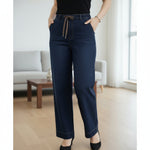 Navy blau