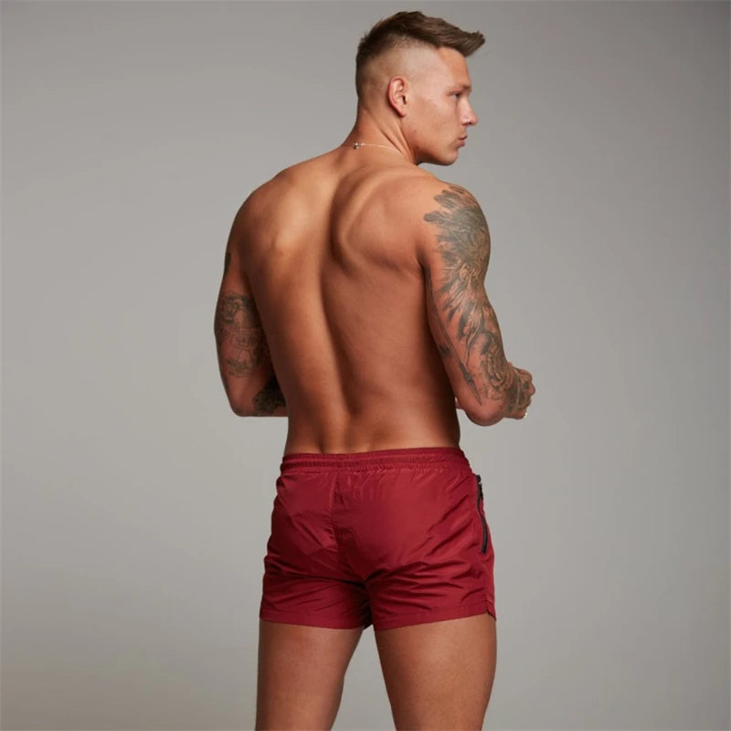 Schnelltrocknende Herren Badehose aus Stretch für Schwimmen, Strand & Pool. Komfortabel & stilvoll.