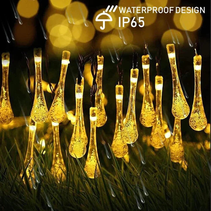 Wasserdichte Solar LED Lichterkette 20m mit 8 Lichtmodi für Außenbeleuchtung in Garten & Balkon.