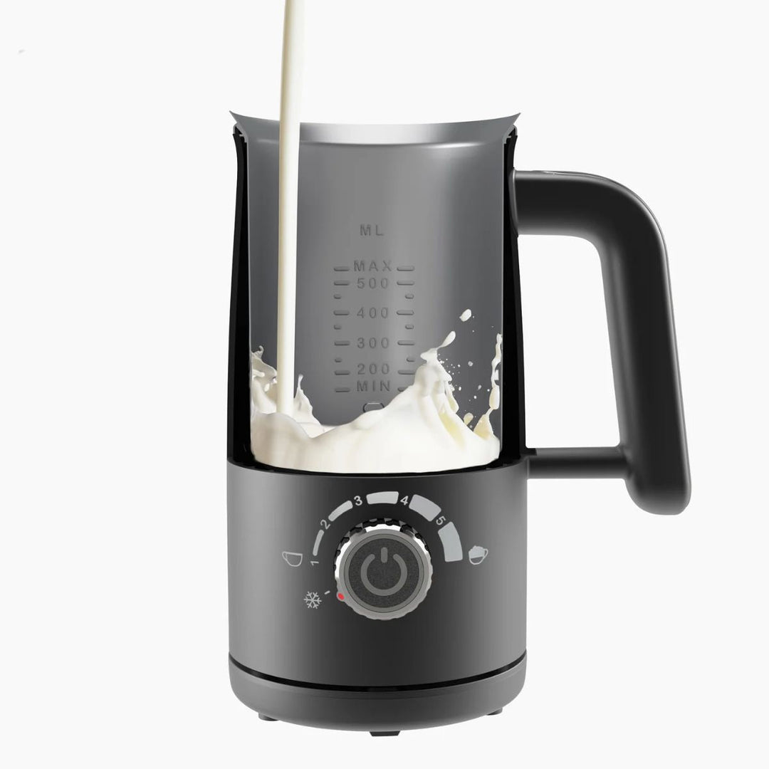 Vielseitiger elektrischer Milchaufschäumer für heißen & kalten Milchschaum für Latte Macchiato und Flat White.