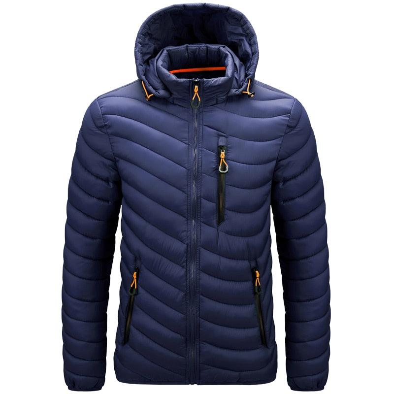 Stilvolle Herren Winterjacke mit Kapuze, wasserabweisend und robust, ein Must-have für die Wintermode.