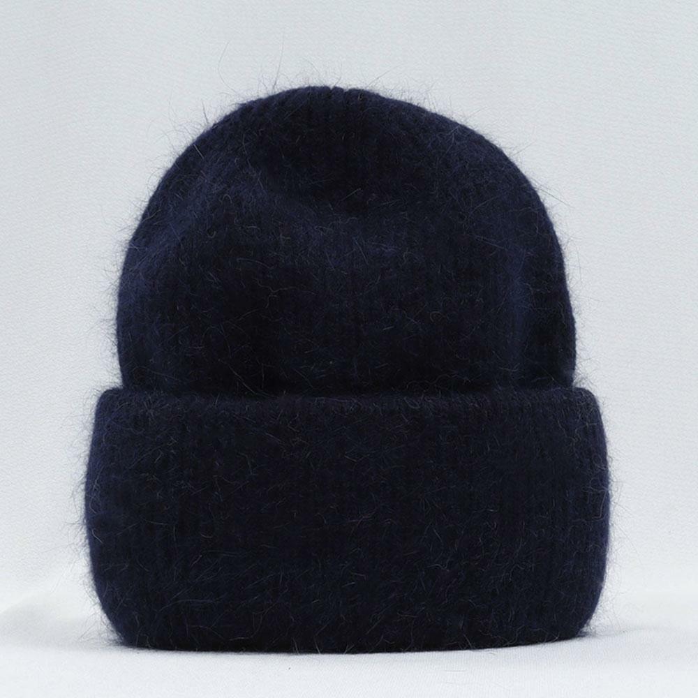 Robuste Damen Beanie Wintermütze, warm und gemütlich, ideal für Outdoor-Aktivitäten bei Winterwetter.