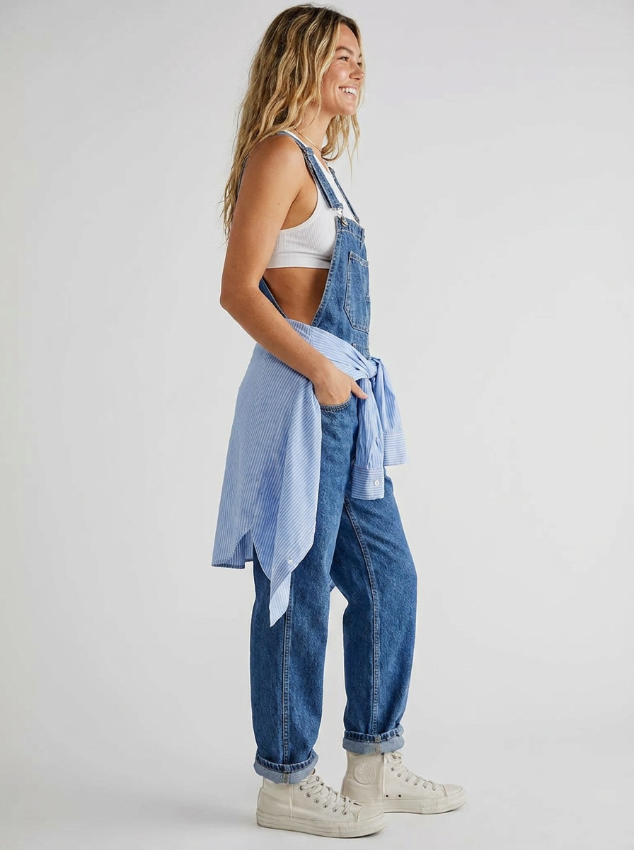 Praktischer Damen Einteiler Träger-Jumpsuit in Dunkelblau, bequem und stylisch für jeden Tag.