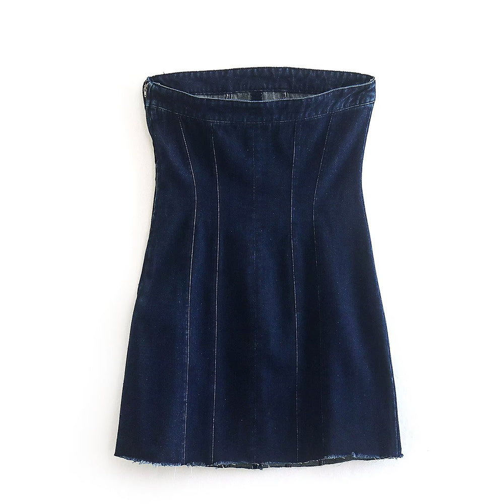 Damen trägerloses Partykleid. Elegantes Sommerkleid, Mini-Länge, für besondere Momente im Sommer.