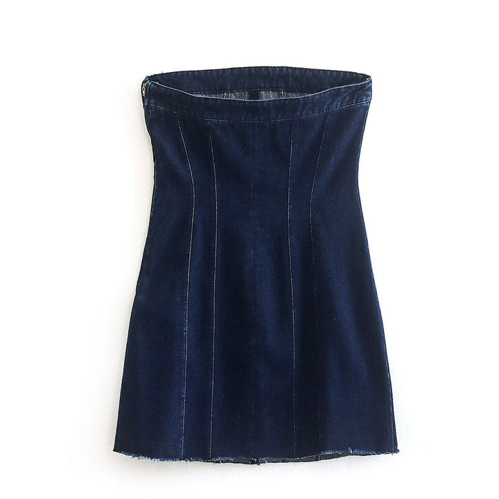 Damen trägerloses Partykleid. Elegantes Sommerkleid, Mini-Länge, für besondere Momente im Sommer.