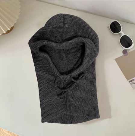 Perfektes Winter-Accessoire: Unisex Kapuzen-Halswärmer hält Kopf, Hals und Gesicht warm beim Outdoor-Sport.