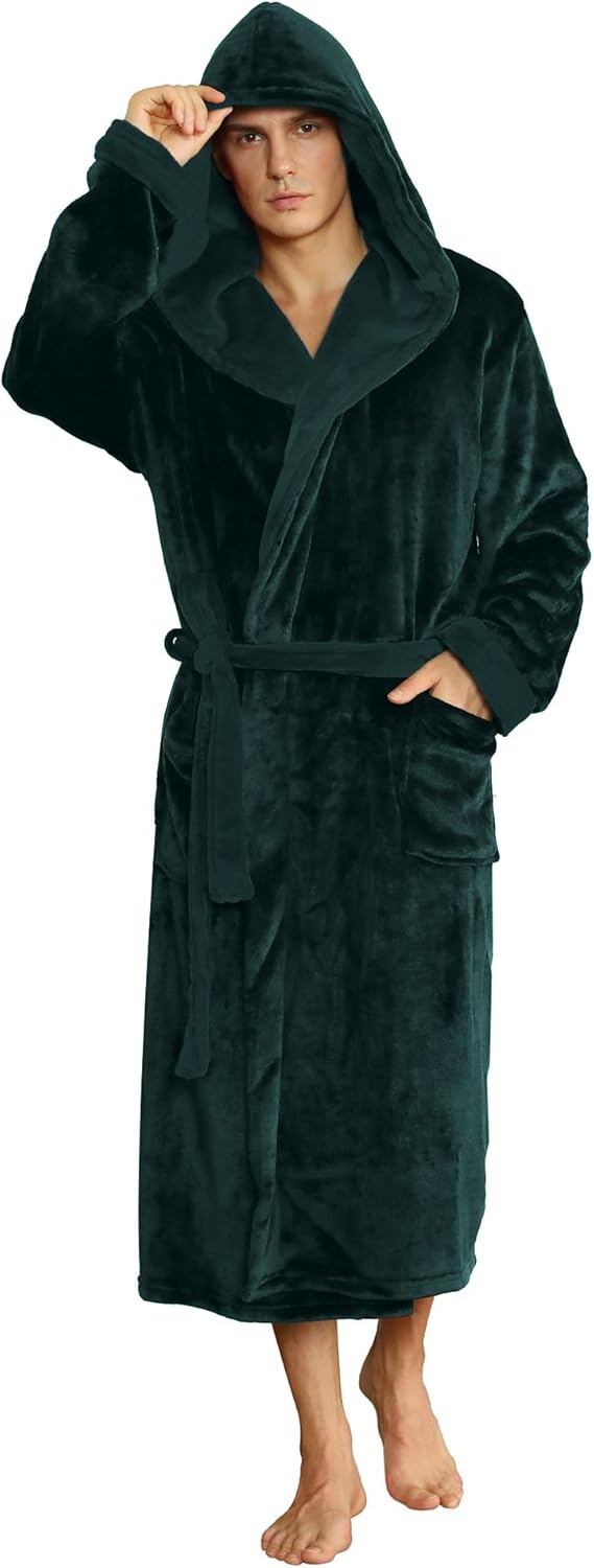 Herren Winter Bademantel, kuschelig warm für luxuriösen Komfort.