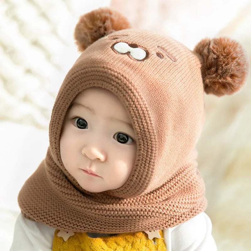 Gemütliche Baby Wintermütze mit Ohrenklappen, dicker Strick und kuscheliges Fleecefutter, Babymode.