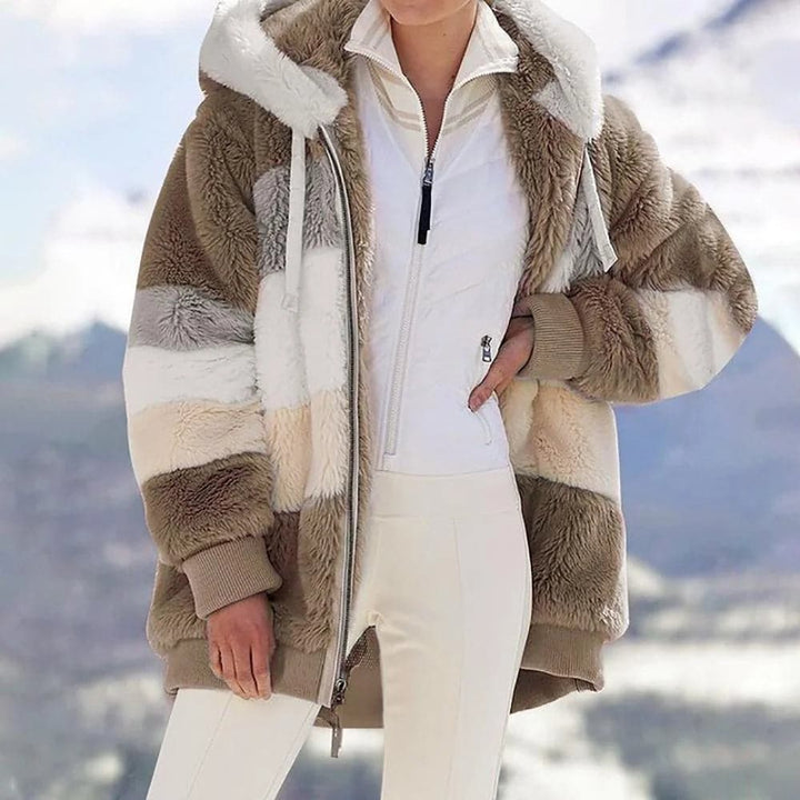Vielseitige Damen Winterjacke: warm, modisches Kontrastdesign, für Alltag, Freizeit & Outdoor.