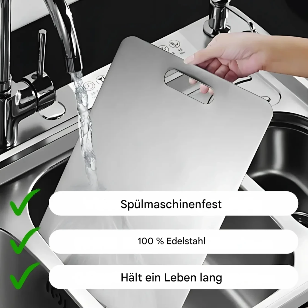 Vielseitiges Küchen-Schneidebrett aus Edelstahl, ideal zum sicheren Zubereiten von Lebensmitteln.