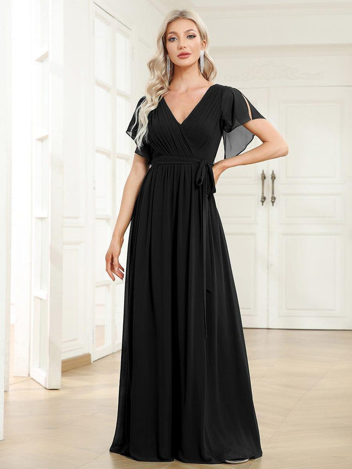 Elegantes mintgrünes A-Linie Abendkleid, V-Ausschnitt & Flügelärmel, für Brautjungfern.