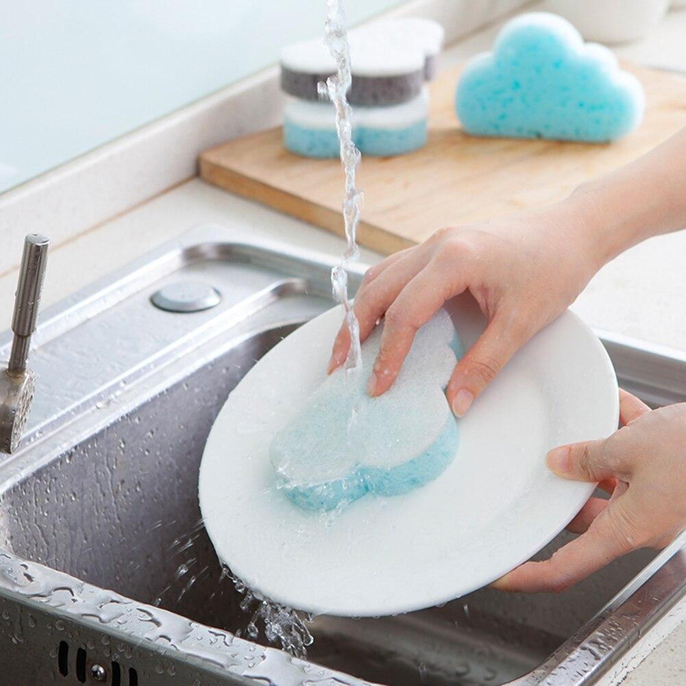 Hygienischer Spülschwamm aus robustem Nylon, Wolkenform in Blau/Grau für saubere Küche und geruchsfreies Geschirr.