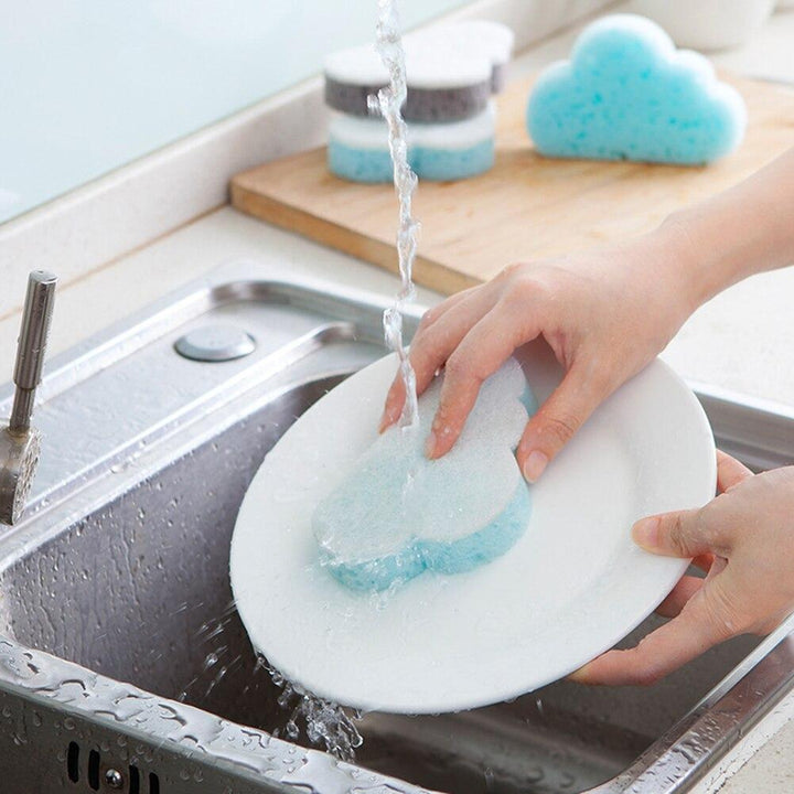 Hygienischer Spülschwamm aus robustem Nylon, Wolkenform in Blau/Grau für saubere Küche und geruchsfreies Geschirr.