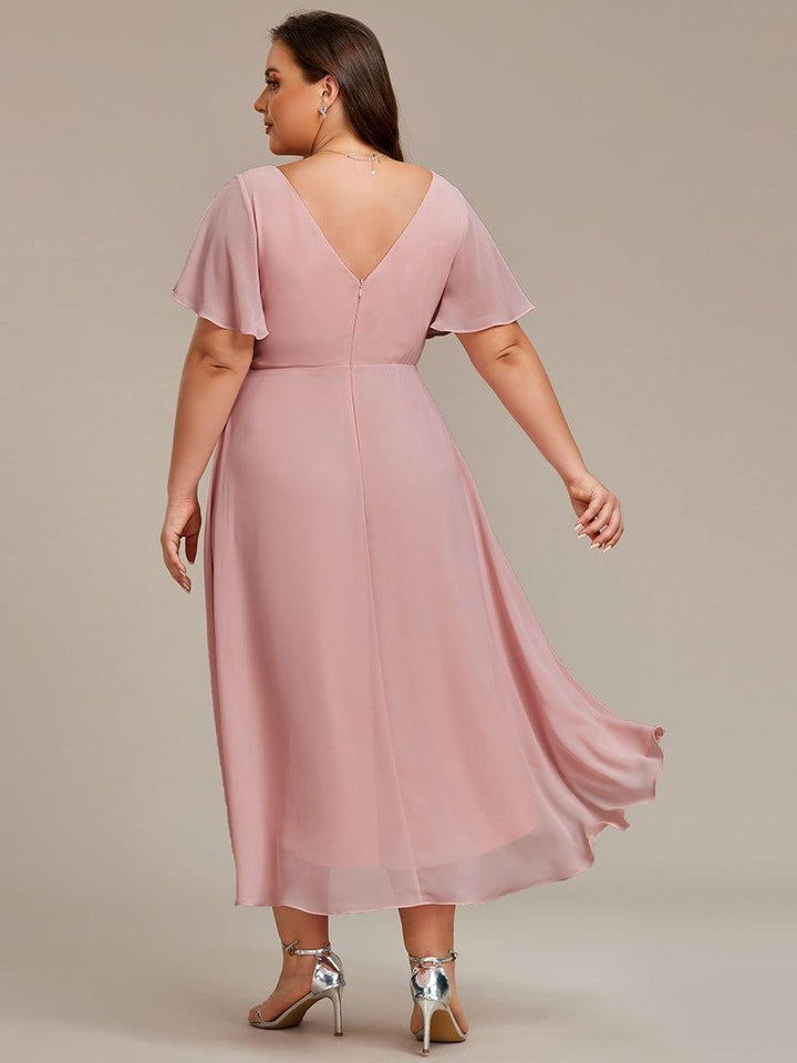 Glamouröses Royalblaues Vokuhila Abendkleid, figurschmeichelnde A-Linie und Empire-Taille; festlich.