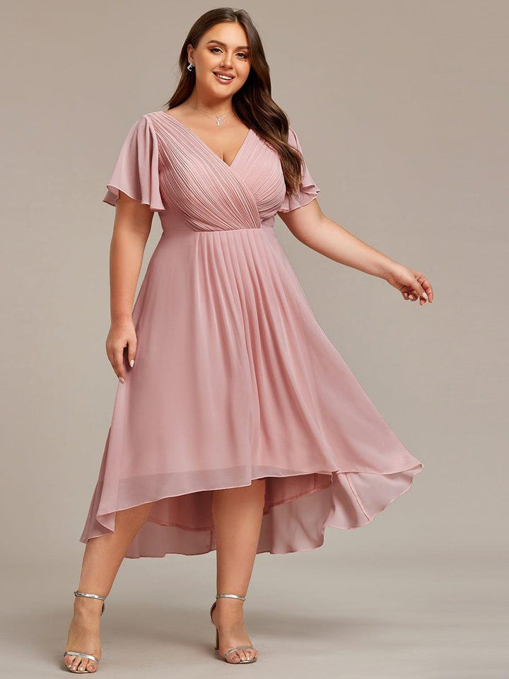 Glamouröses Graues Vokuhila Abendkleid, figurschmeichelnde A-Linie und Empire-Taille; festlich.