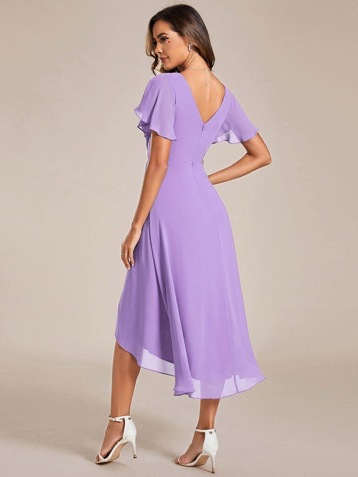 Stilvolles Schwarzes Damen Abendkleid, Vokuhila-Design, A-Linie, Midi-Länge; glamourös für Feste.
