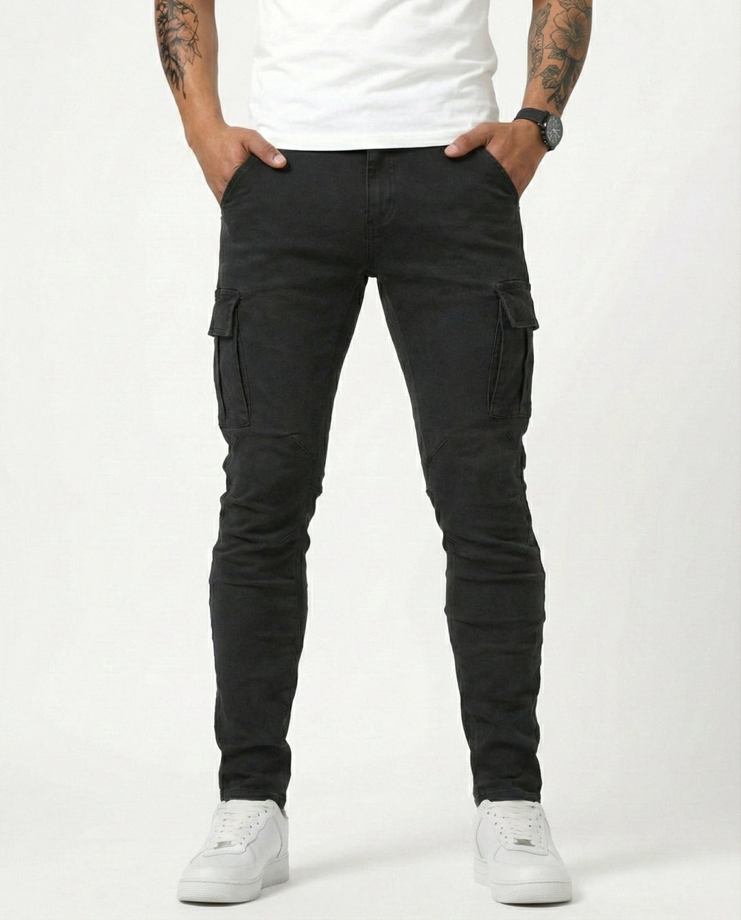 Hochwertige Herren Cargohose, elastisch, bequem und modern. Perfekt für vielseitige, lässige Herrenmode.