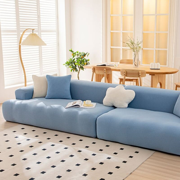 Kratzfester Couchschutz, wasserabweisend & elastisch, ideal für Haushalte mit Tieren.