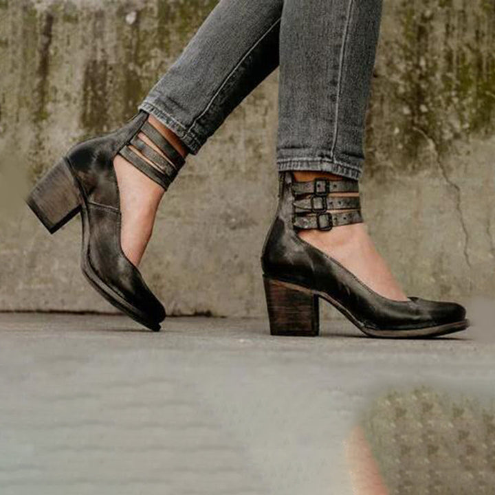 Bequeme & stylische Damenschuhe mit Absatz, ideal für Damenmode. Komfortable Alltagsschuhe mit modischem Design.