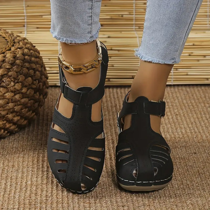 Elegante, bequeme orthopädische Damen Sandalen mit Keilabsatz für den Sommer. Komfort & Fußgesundheit.