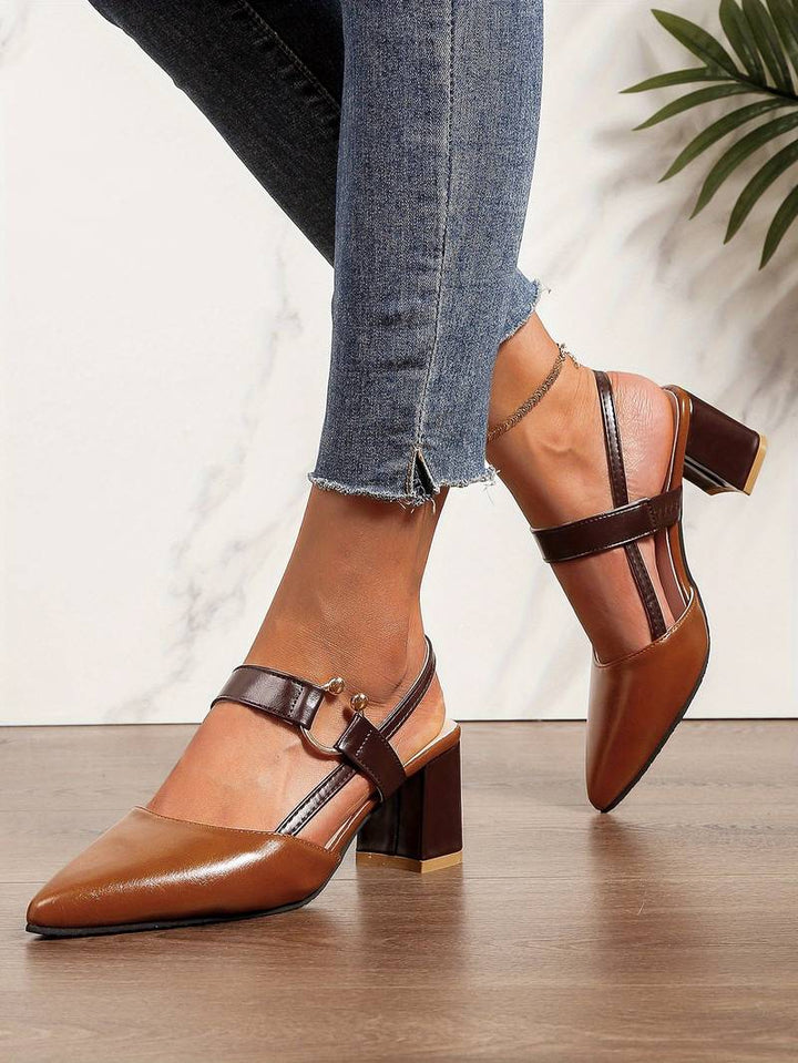 Komfortable & elegante Damenschuhe mit orthopädischem Blockabsatz, rutschfest für Büro & Alltag.