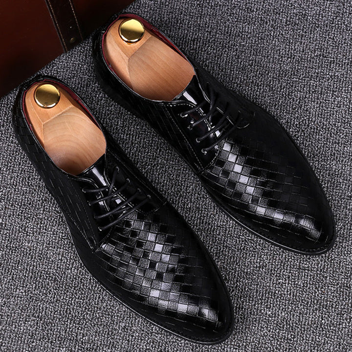 Hochwertige braune Herren Schnürschuhe, formeller Business-Schuh für den eleganten Auftritt.