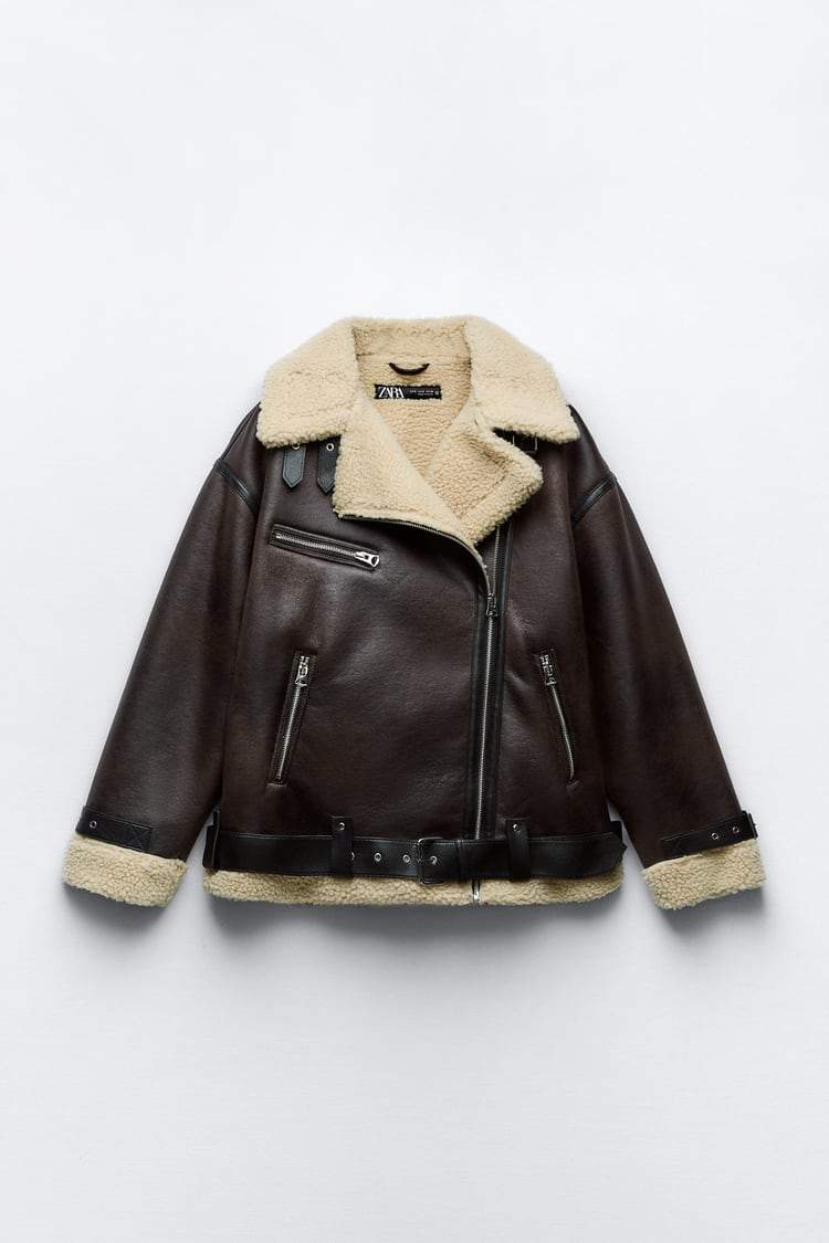 Wetterfeste, elegante braune Damen Jacke mit Revers. Stilvolle Übergangsjacke, perfekt für Outdoor, Mode & Alltag.