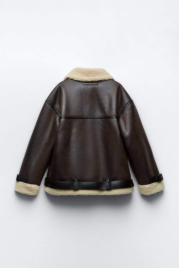 Zeitlose braune Damen Reversjacke, stilvoll & wetterfest. Die elegante Übergangsjacke für Mode, Freizeit und Outdoor.