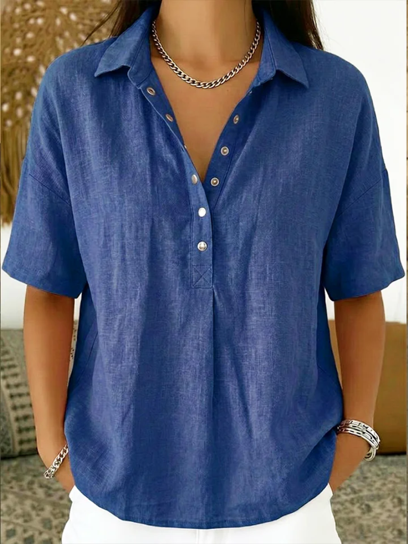 Moderne Damen Kragenbluse mit Knopfleiste und lockerer Passform. Ideal für stilvolle Frühling- & Sommerlooks.