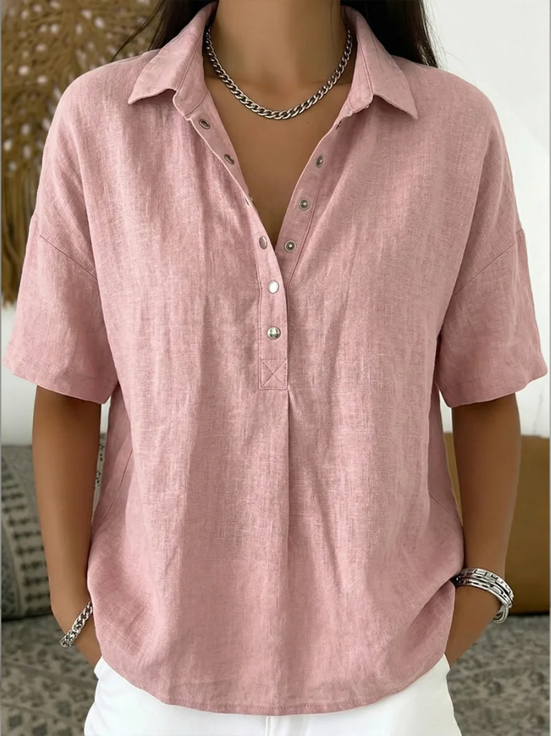 Hochwertige Damen Bluse mit eleganter Knopfleiste und Kragen. Eine modische und zeitlose Ergänzung.
