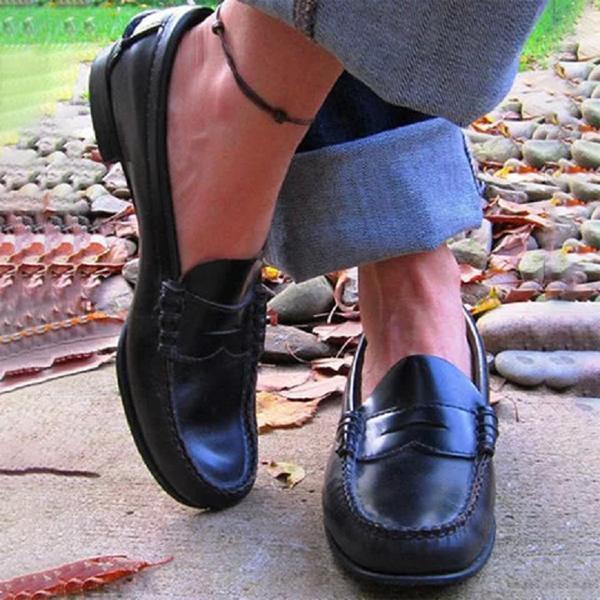 Modische Damen Loafer, bequem und bürotauglich, perfekte Slipper für Freizeit und elegante Auftritte.