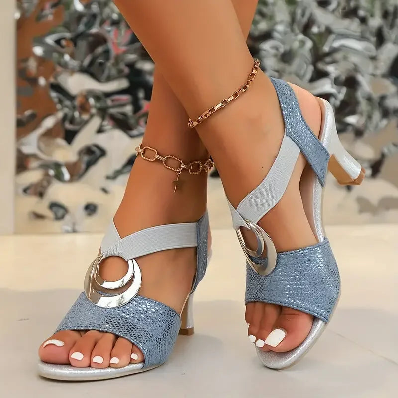 Bequeme High Heel Sandalen für Damen, ideal für lange Sommerabende, mit hohem Tragekomfort.