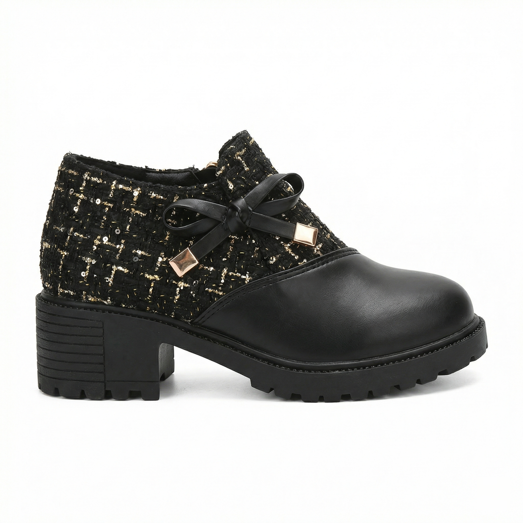 Schwarze spitze Damen High Heels, stilvolle Absätze für Abendgarderobe & festliche Events.