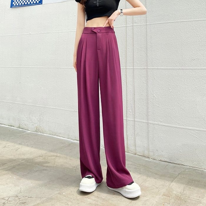 Vielseitige Damen Sommer-Stoffhose mit High-Waist und weitem Bein, ausgestattet mit eleganten Taschen, für jeden Anlass.