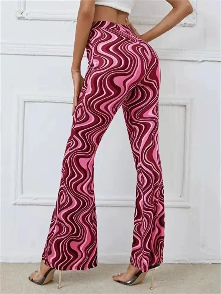 Rote elegante Damenhose für Herbst-Looks, kombiniert Komfort mit anspruchsvollem Design.