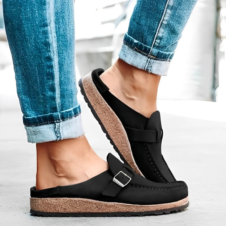Moderne Damen Komfort Sandalen, rutschfest, atmungsaktiv und bequem für warme Sommertage.