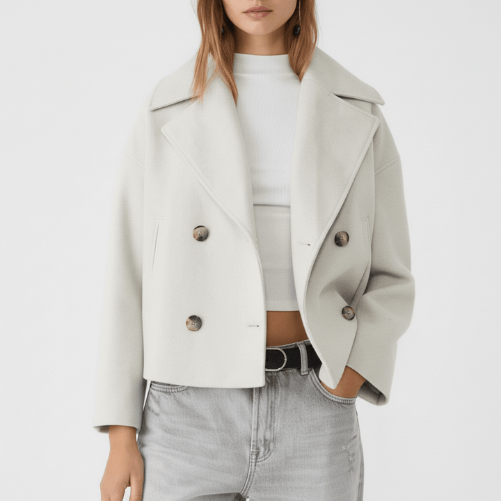 Feminin geschnittene Damen Kurzjacke Jessica, Zweireihiger Cropped Blazer, Damenmode Highlight.
