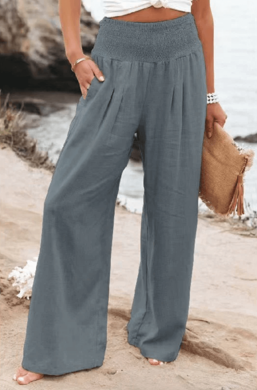 Vielseitige Damen-Palazzohose, perfekt für Tag & Abend. Bequemer Stoff, elegantes Design, hoher Bund.