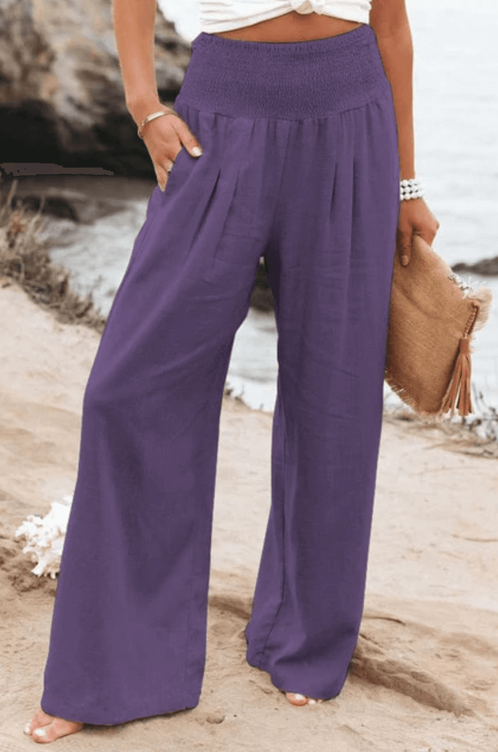 Trendige Damen-Palazzohose mit weitem Bein & hohem Bund. Ein Mode-Statement für eine stylische Garderobe.